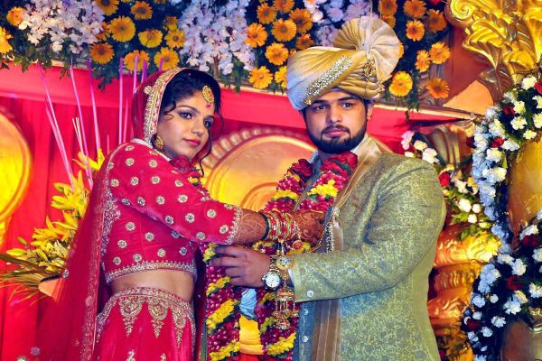 Sakshi Malik marries wrestler Satyawart Kadian