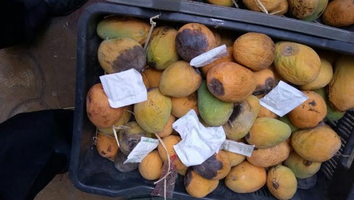VMSS health team raid on mango sellers