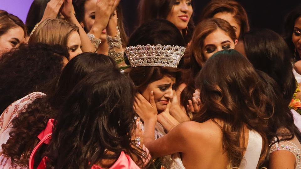 Shrishti kaur from Noida bagged the title of Miss Teen Universe 2017