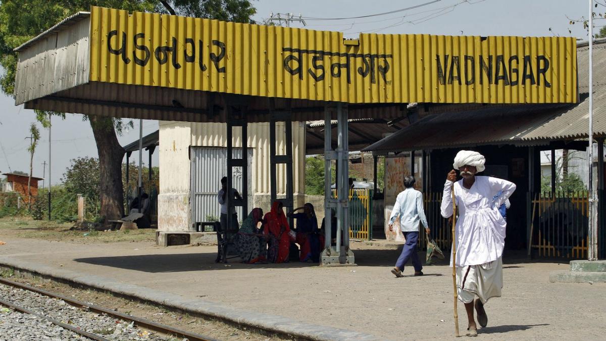 Vadnagar station will renovate where Modi spend his Childhood
