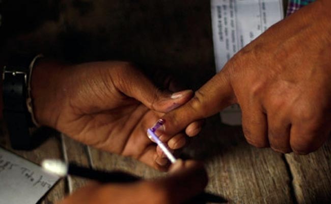 Voting begins for municipal polls in Delhi