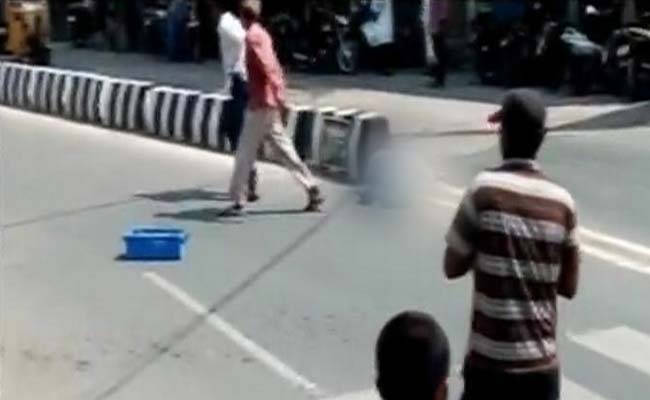 Man hacked to death in broad daylight in Andhra