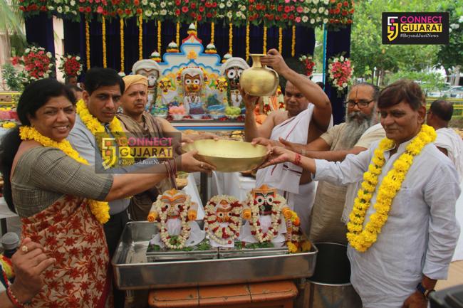 Devasnana Purnima celebrated in temples