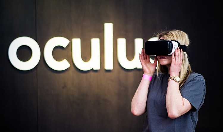 Facebook brings livestreaming to VR on Oculus Rift