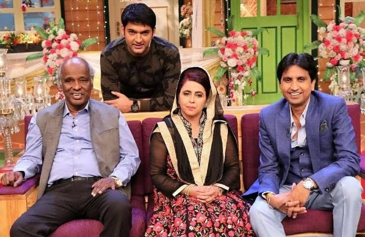 AAPs Kumar Vishvas in trouble for controversial comment against women on Kapil Sharma Show
