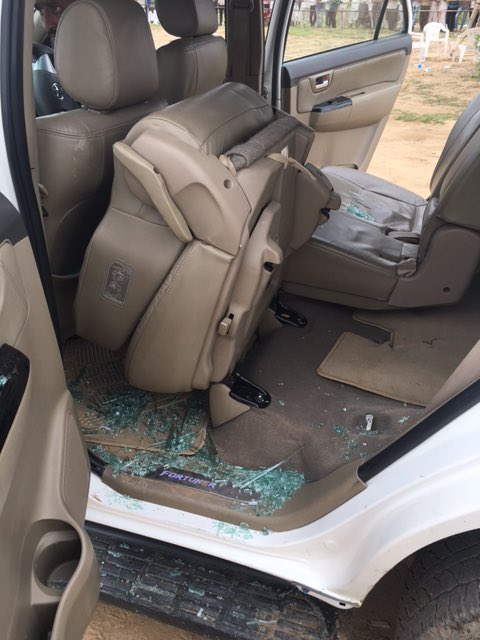 Rahuls car attacked in Gujarat, says not scared of cowards