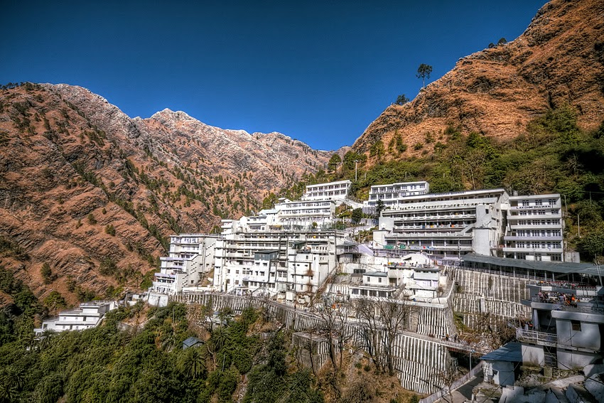 Only 50 thousand people can do Vaishno Devi Darshan in a day!