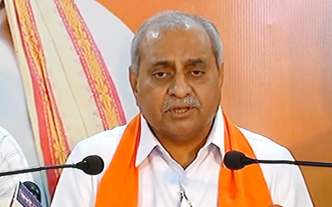 Fools have accepted formula given by fools: Nitin Patel