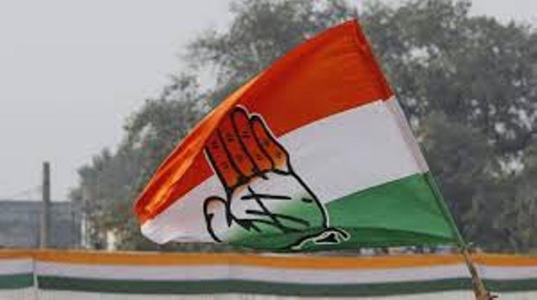 Congress taunts Modi, Shah for observing fake fast
