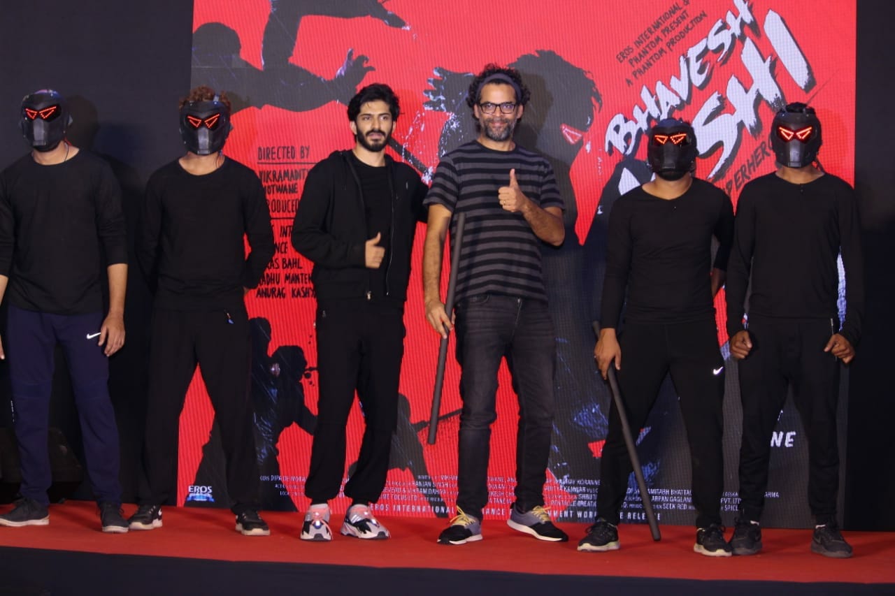 Harshvardhan turned Bhavesh Joshi Superhero to perform Live action in a mall