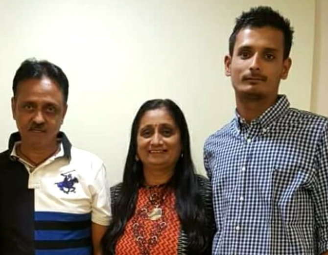 Vadoadara family commits suicide near Pavagadh