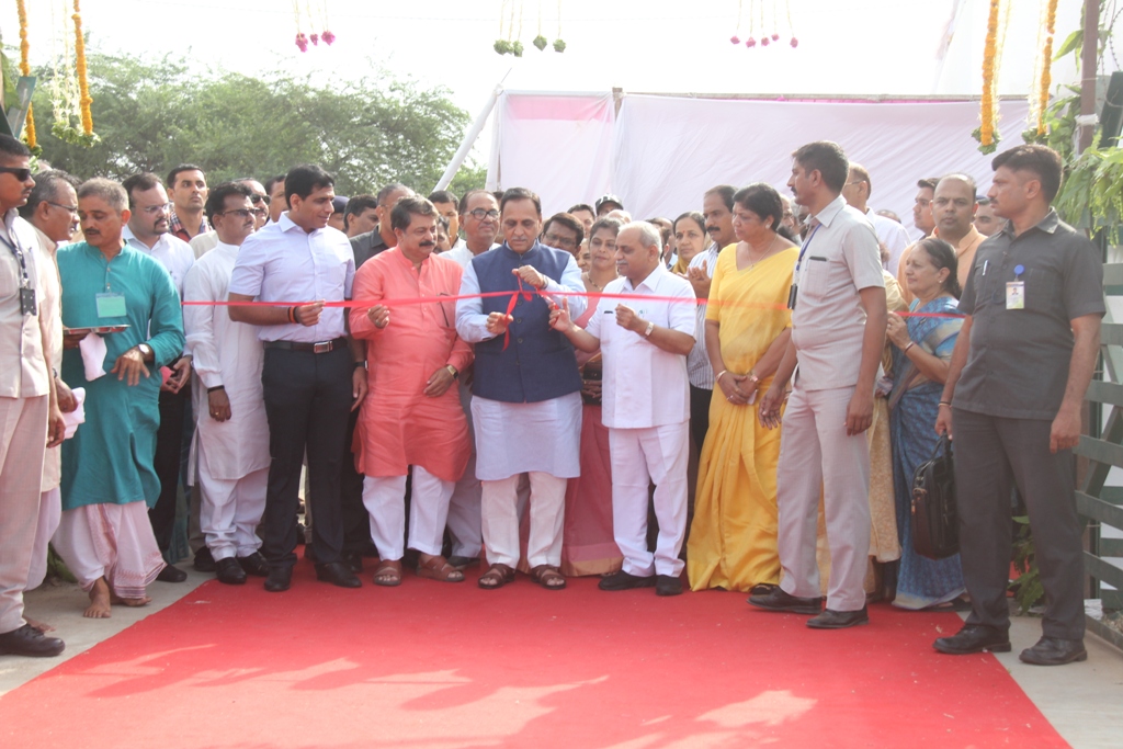 Gujarat CM Vijay Rupani inaugurated Museum of trees in Vadodara