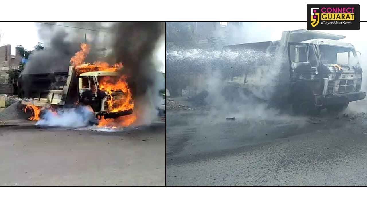 Truck gutted in fire after touching the overhead high tension wire in Vadodara