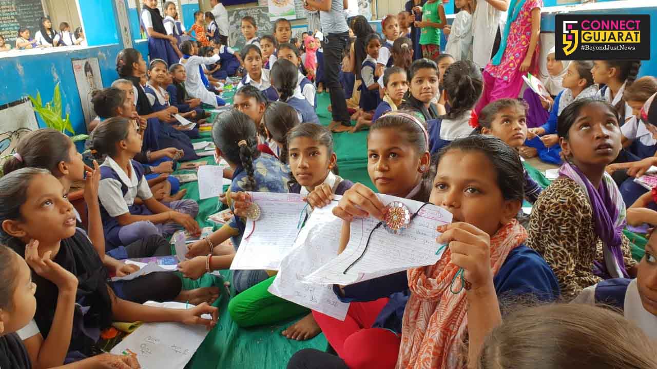 Students send envelop of happiness to Indian soldiers