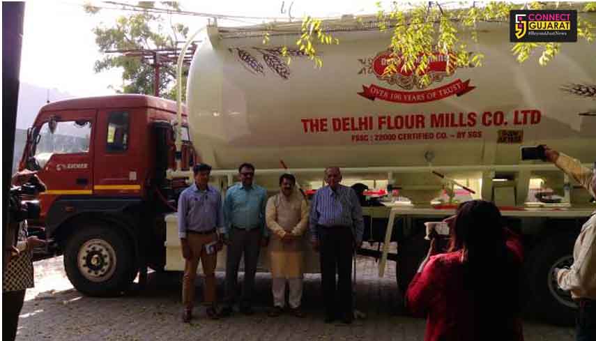 Spectoms flags off India’s first dry food tanker ln Vadodara