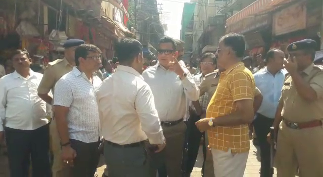 Vadodara police commissioner review the security arrangements in old city area