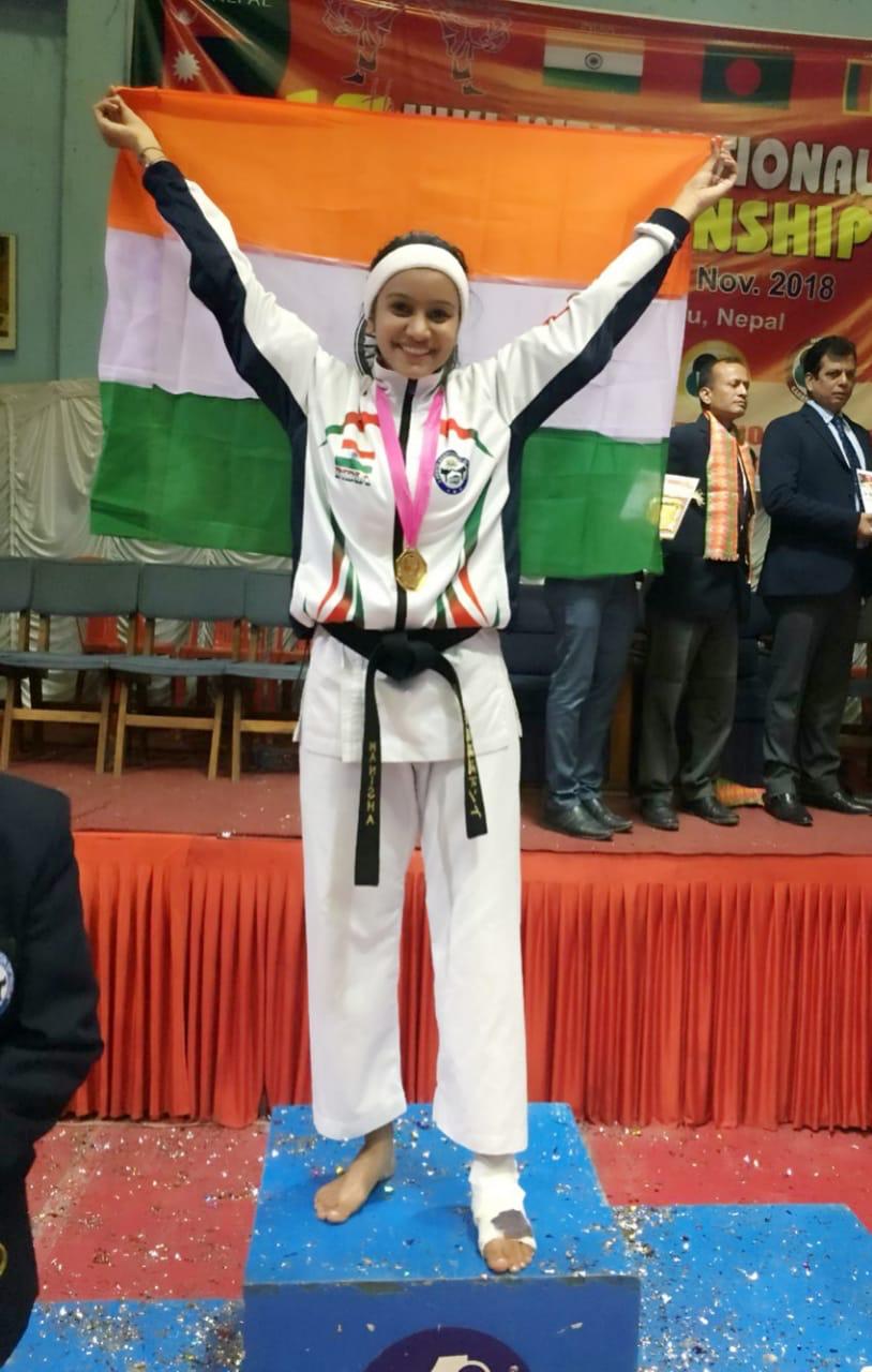 Baroda girl bring laurels to the city won gold in karate at Kathmandu