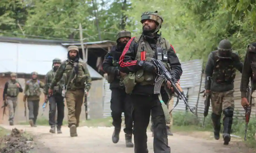 Major, 2 JeM commanders among 7 killed in Pulwama encounter