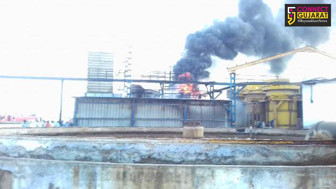Big fire inside Chlorine department of NIA plant in Nandesari GIDC