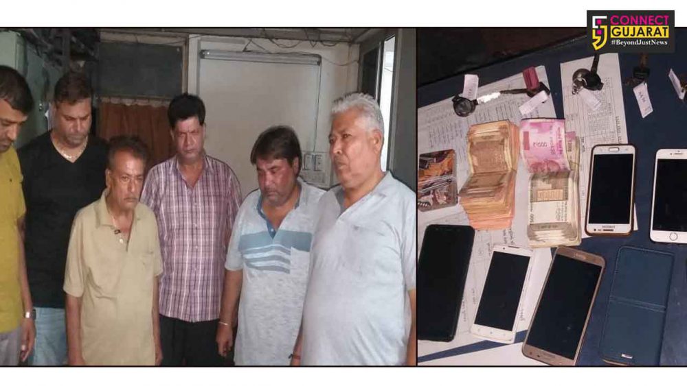Vadodara police caught six for gambling inside ladies garments godown
