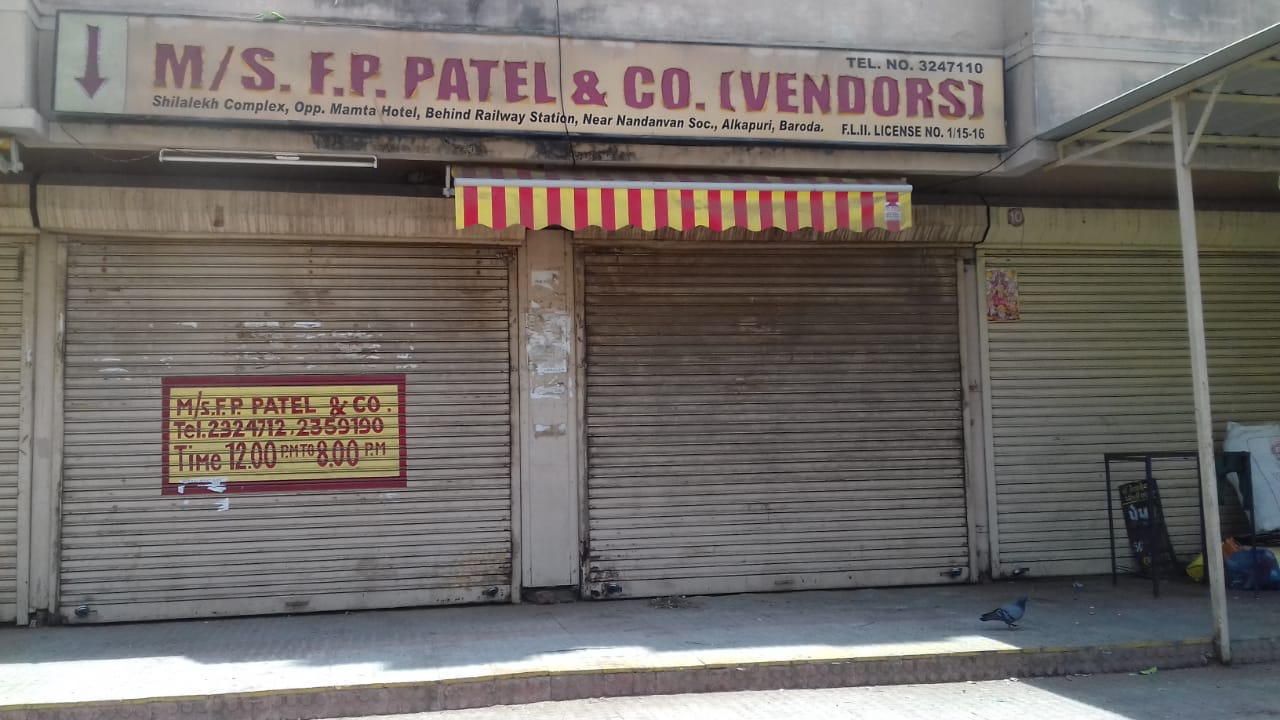Wine shops running in three cities of dry Gujarat