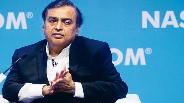 Reliance topples IOC to become the biggest Indian company