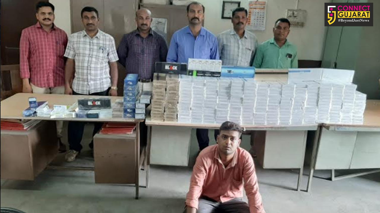 Vadodara police arrested one for selling various brands of foreign cigarettes without any statutory warning