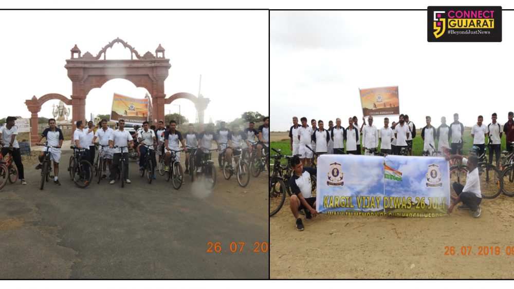 CYCLE EXPEDITION TO COMMEMORATE KARGIL VIJAY DIWAS BY COAST GUARD DISTRICT HEADQUARTERS NO 15
