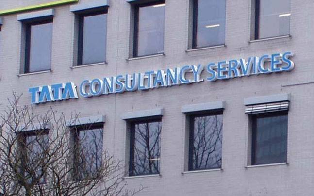 Tata Consultancy Services offers jobs to 31 engineering students of PU