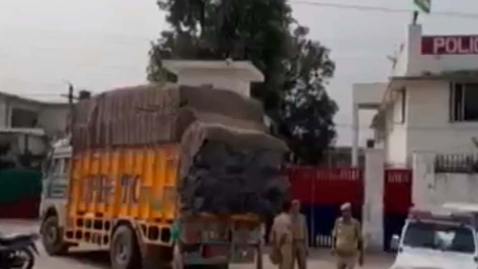 Police seized Kashmir-bound truck carrying arms, 3 terrorists under investigation