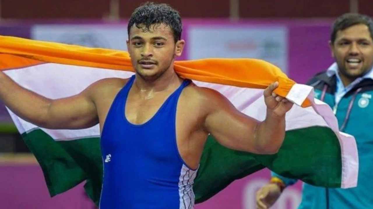 World Champion ships: Deepak Pulls Out of Final, Settles For Silver