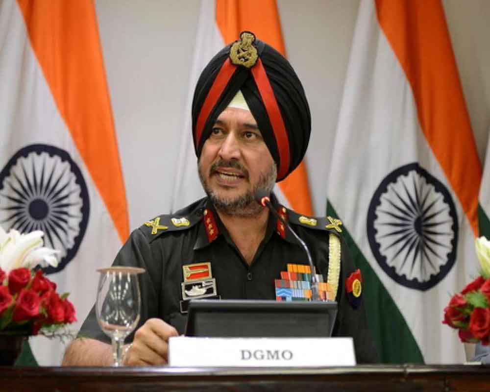 500 terrorists waiting at LoC camps in PoK to sneak into Kashmir: Northern Command chief