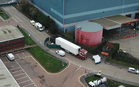 39 Bodies found inside a lorry container in England’s Essex