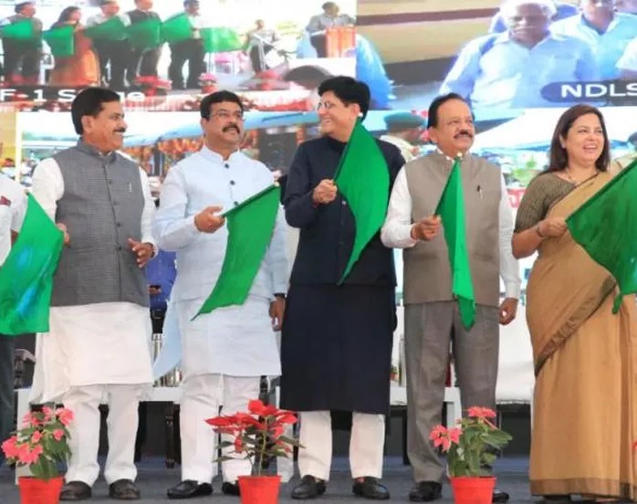Railway Minister flags off 9 ‘Sewa Service’ trains connecting small towns to major cities