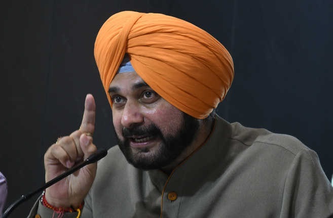 Navjot Singh Sidhu may not get political clearance to travel to Pakistan for Kartarpur event