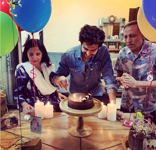 Kartik Aaryan birthday bash: Actor celebrates with parents