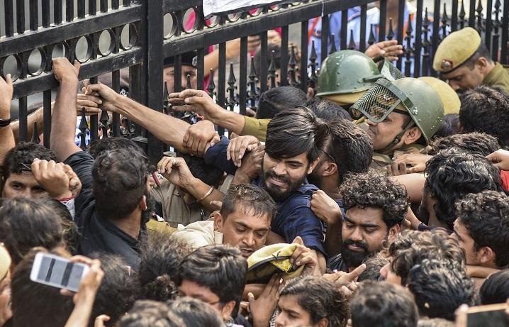 After protests, JNU announces to take back the hike in hostel fees