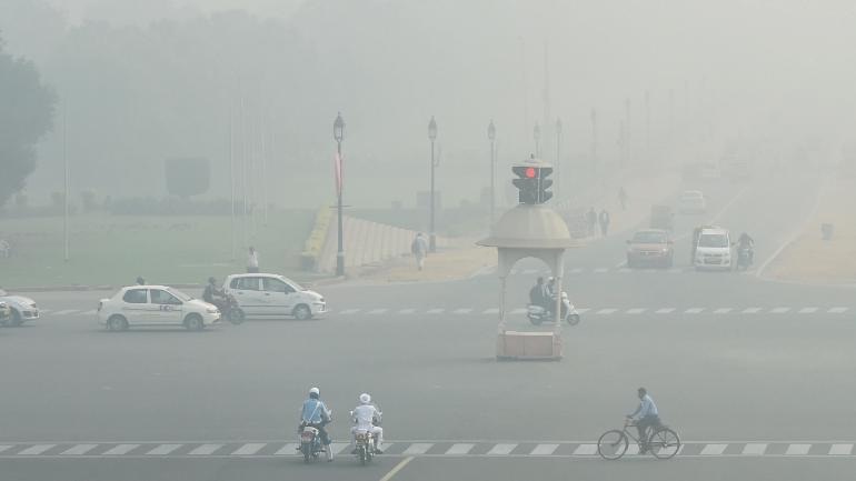 Air quality in Delhi remains ‘poor’ but marginal improvement can be seen: Experts