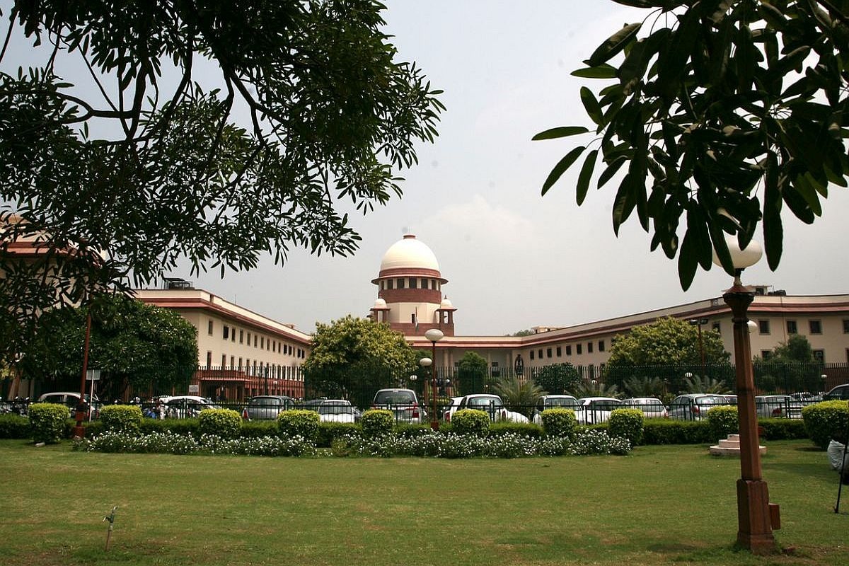 Supreme Court to give it’s verdict on Sena-Cong-NCP plea over floor test in Maharashtra today