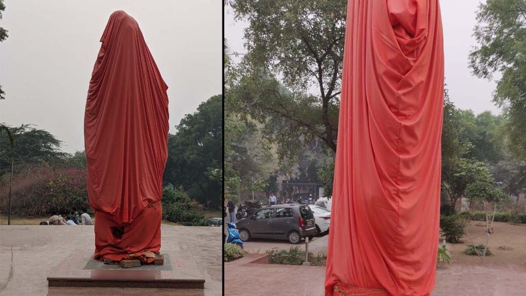 Swami Vivekananda statue defaced at JNU campus