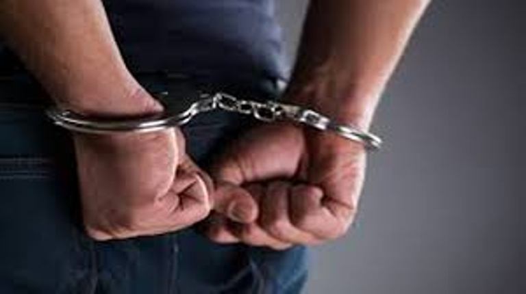 Vadodara police arrested former priest of Jain Derasar for kidnapping the brother of the priest
