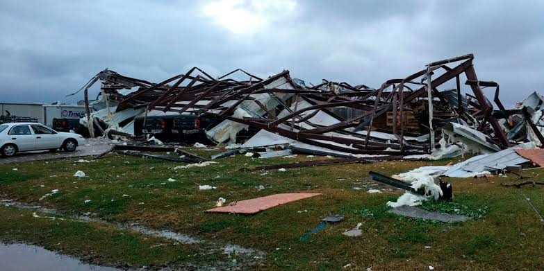 US: Four killled, several injured across South in outbreak of twisters