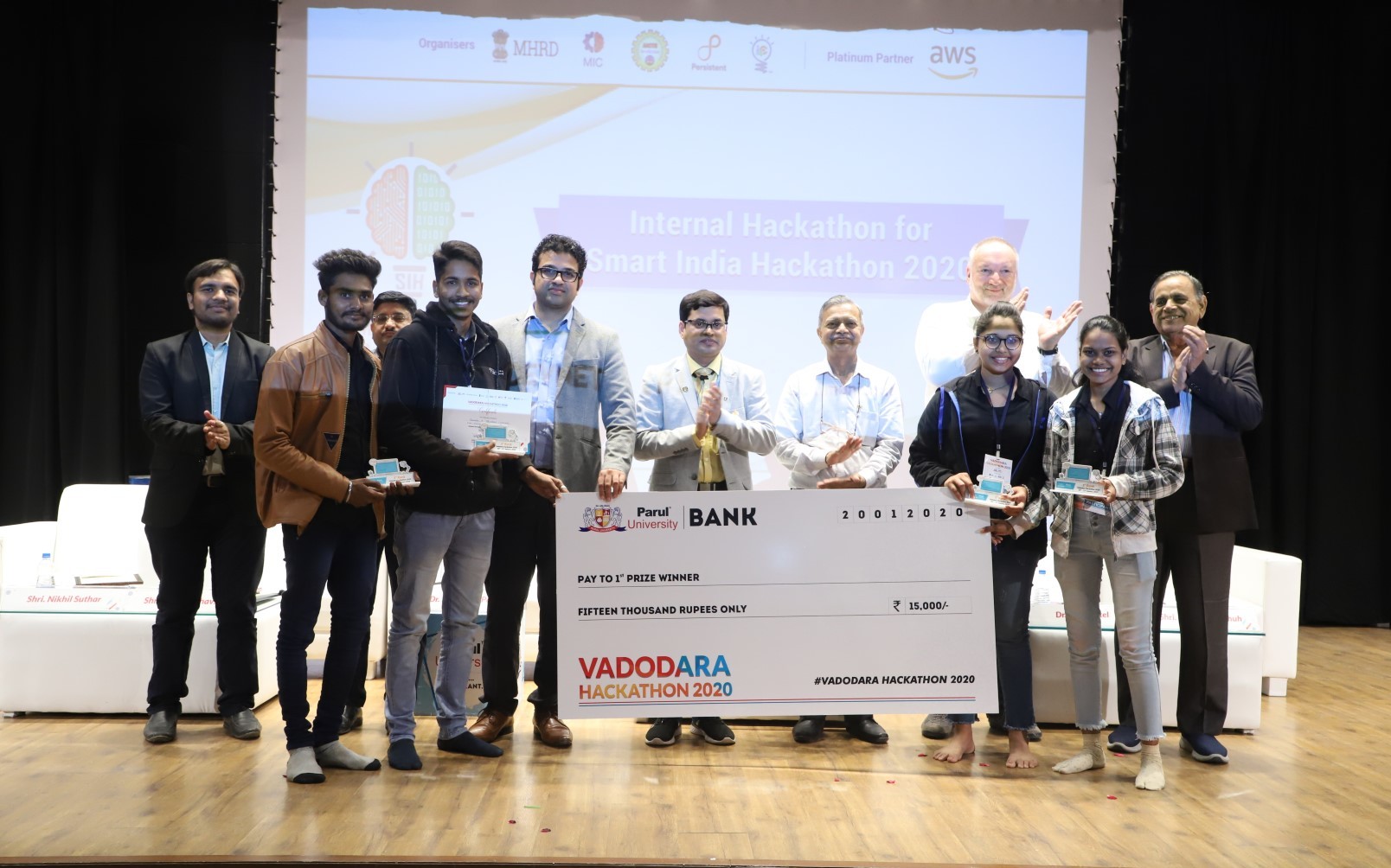 Parul University organised Vadodara Hackathon acts as an Idea Launchpad for over 600 students across the State