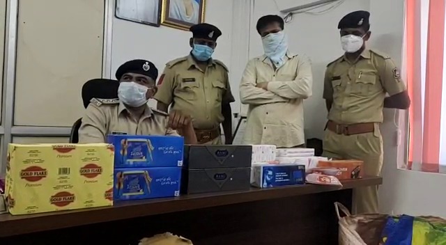 Vadodara city police arrested one shop keeper selling gutkha during lockdown
