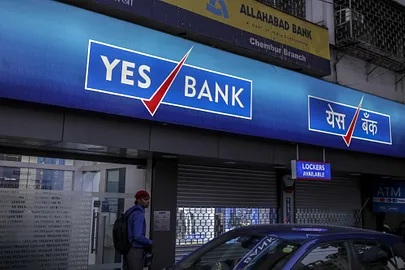 Govt imposes withdrawal limit of Rs 50,000 for depositors of Yes Bank for a month