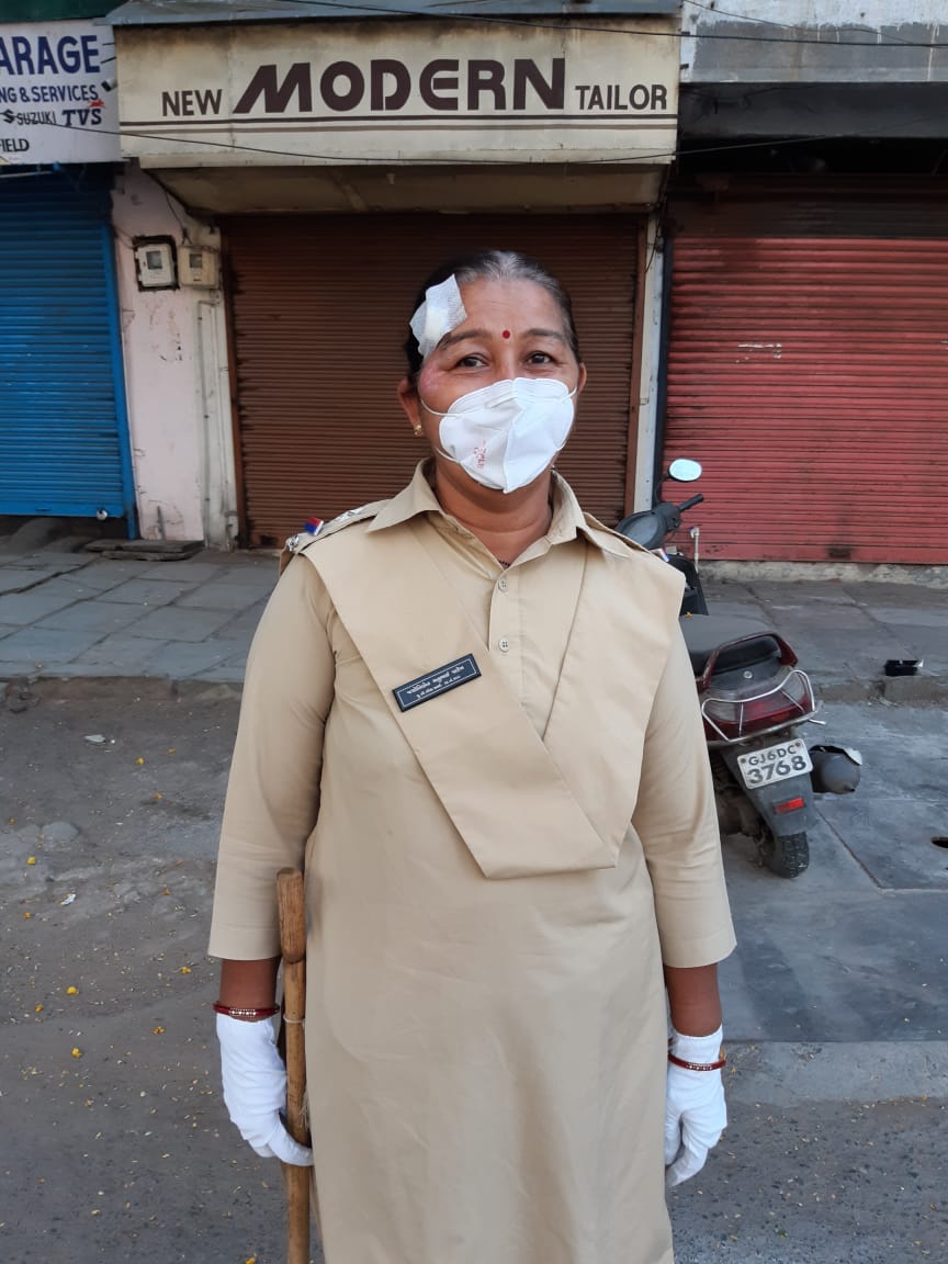 Jyotiben Parikh of Raopura police station showed dedication towards her duty
