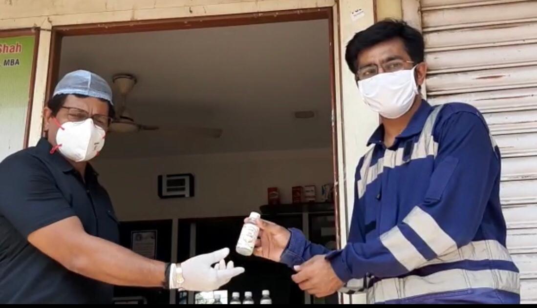 Nikir Care Foundation and Shrimati Kusumben Jayendrabhai Shah (USA) donate hand sanitisers to 250 fire jawans