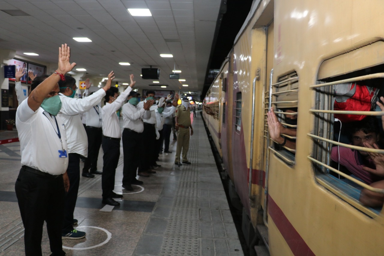 Nine special trains carrying 10776 passengers departed from Vadodara