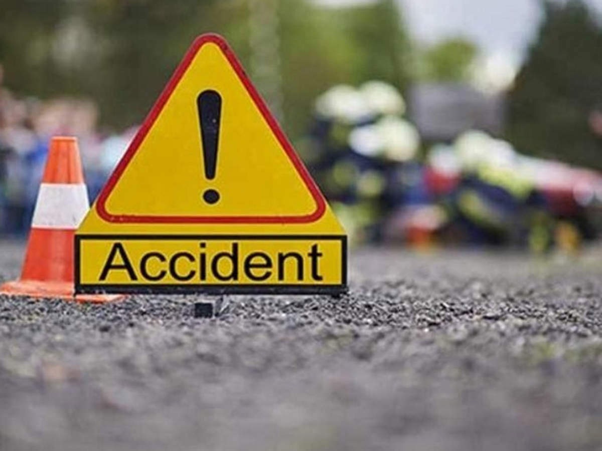 One youth died and another injured after accident with a car in Vadodara