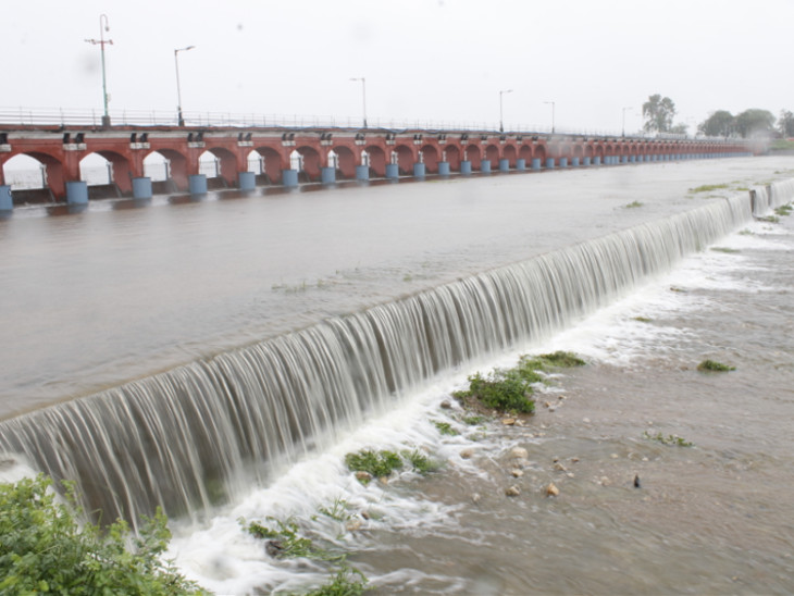 Vishwamitri level might increase as water released from Ajwa dam